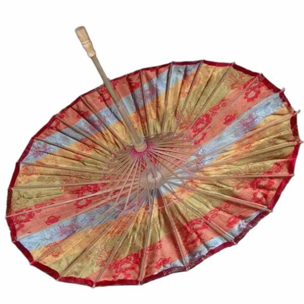 Name：HY silk parasol Material：bamboo Fabric：silk Size：daimeter:42cm/length:55cm Weight：300g Moq: 100pcs Packing: 1opp/pcs, 100pcs/carton Country of origin：China,Hunan