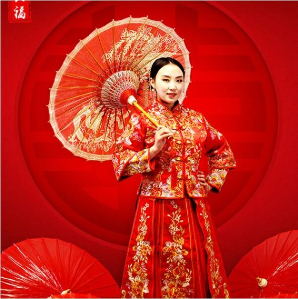 چینی شادی کے تہوار کی دلہن سرخ کاغذ کی چھتری